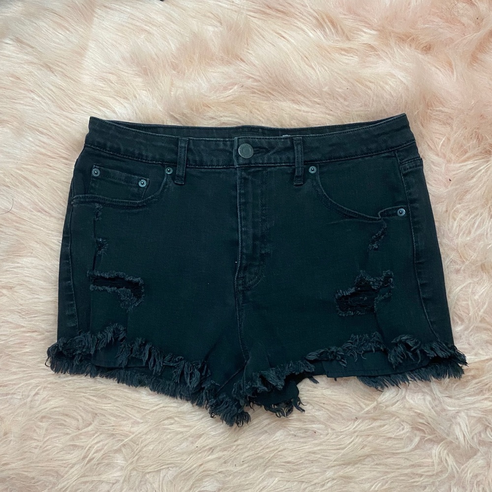 AERO Shorts
